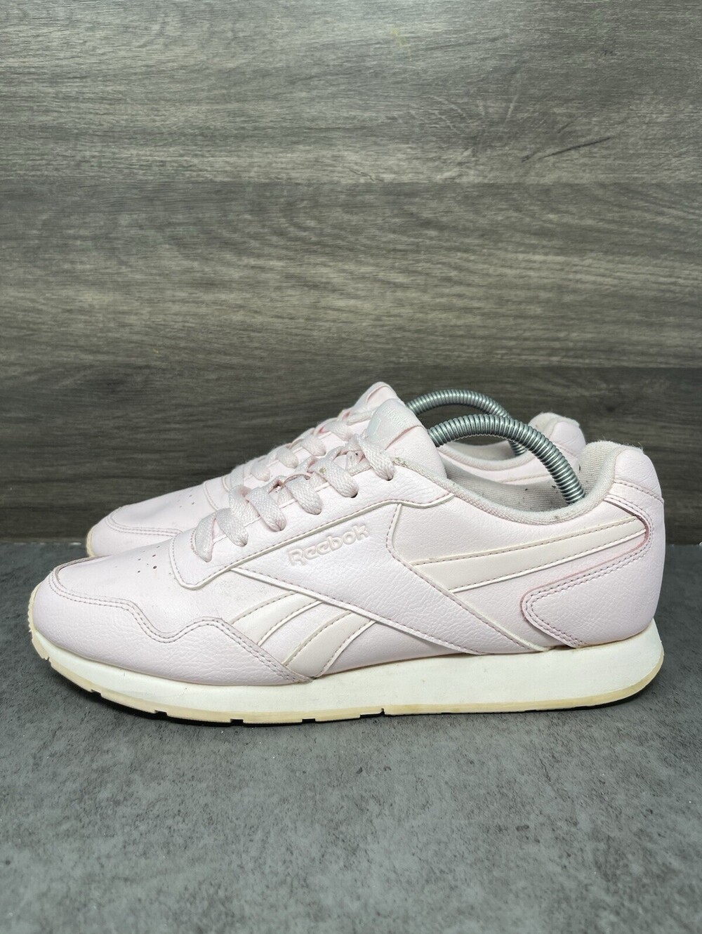Reebok Classic Sneakers Womens Size 10 Pink White Leather Low Top Trainer